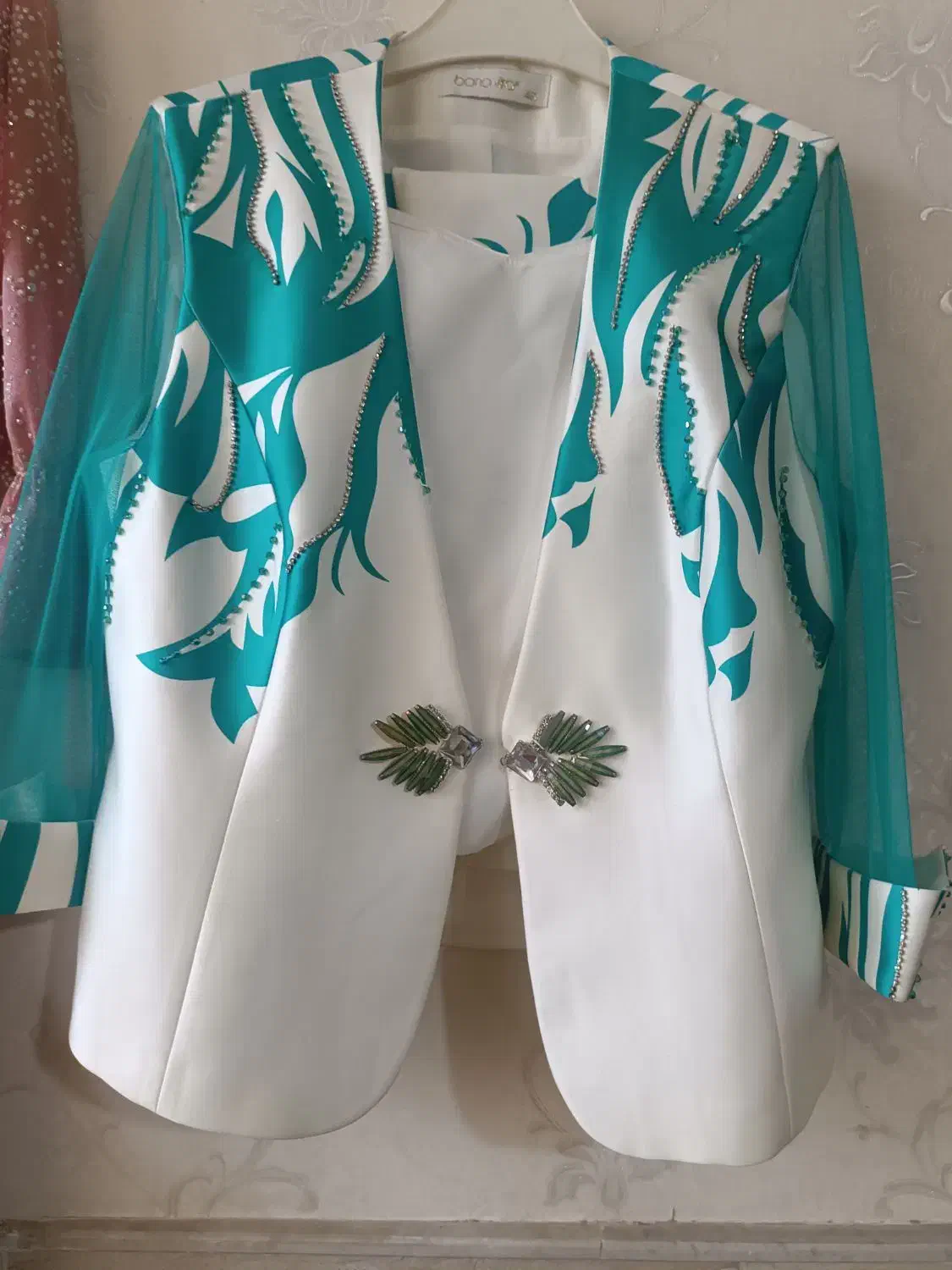 لباسهای مجلسی|لباس|نیشابور, هفده شهریور|دیوار