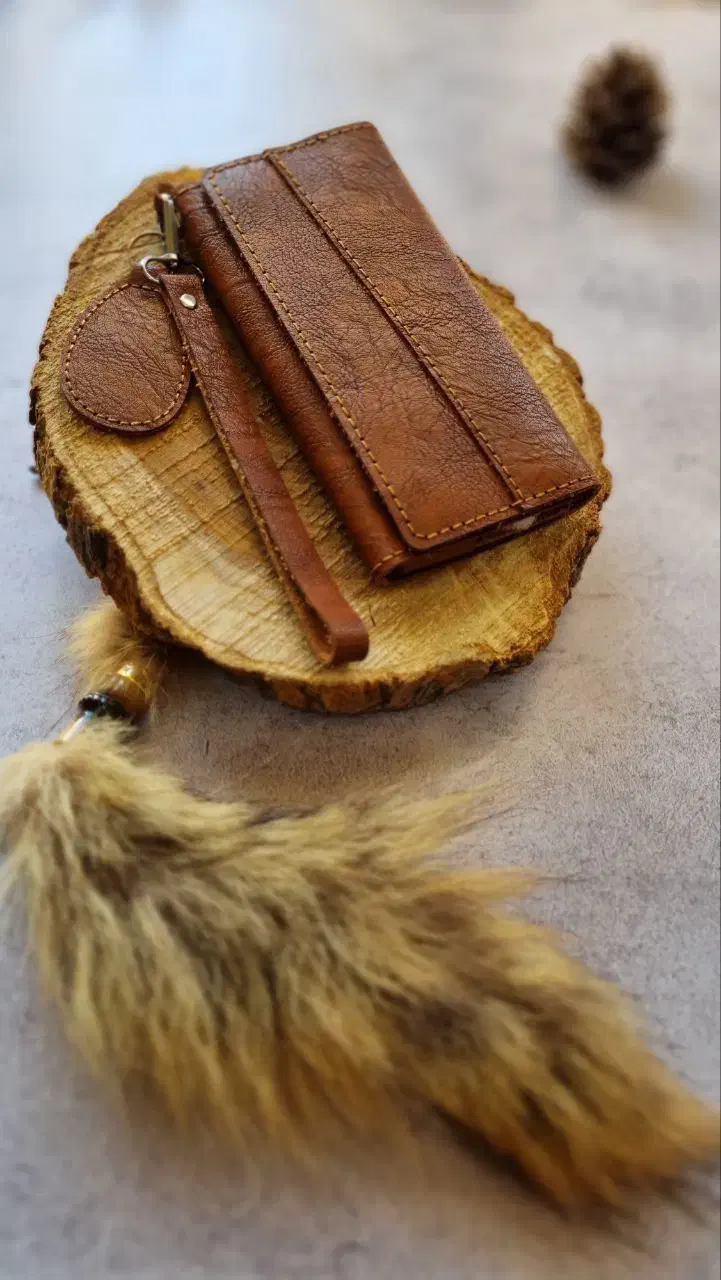 چرم شتری|کیف، کفش، کمربند|کامیاران, |دیوار