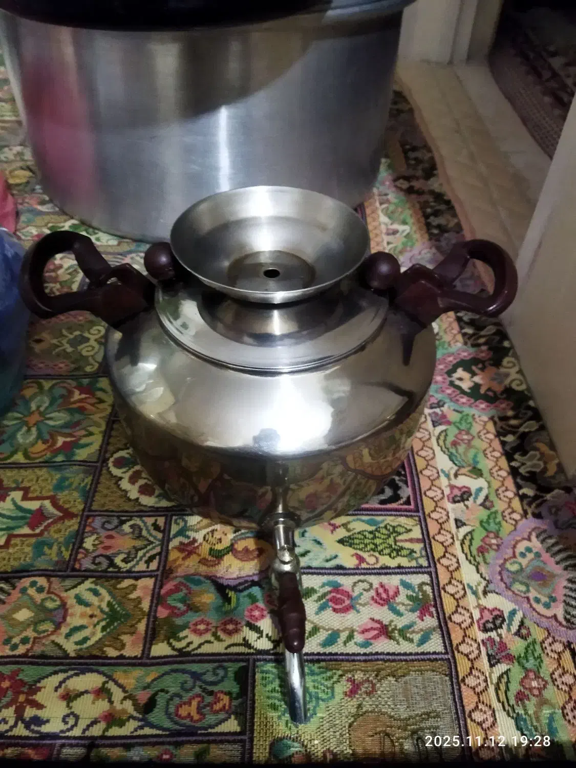 تعداد زیادی لوازم آشپزخانه|ظروف سرو و پذیرایی|گرمسار, |دیوار