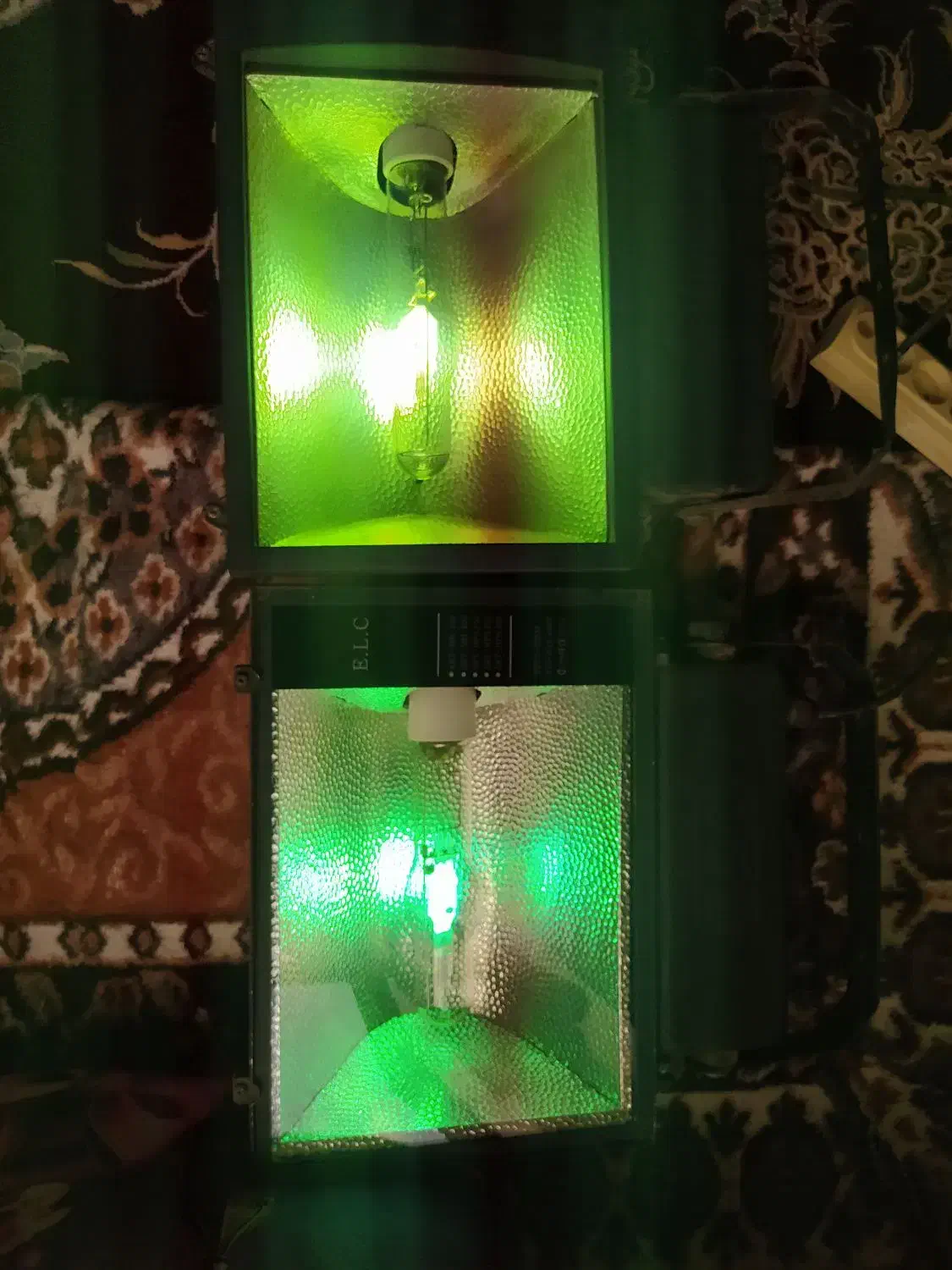 پروژکتور(نورافکن)بخار سدیم۱۰۰۰واتنورزردآفتابی|لامپ و چراغ|اهر, |دیوار