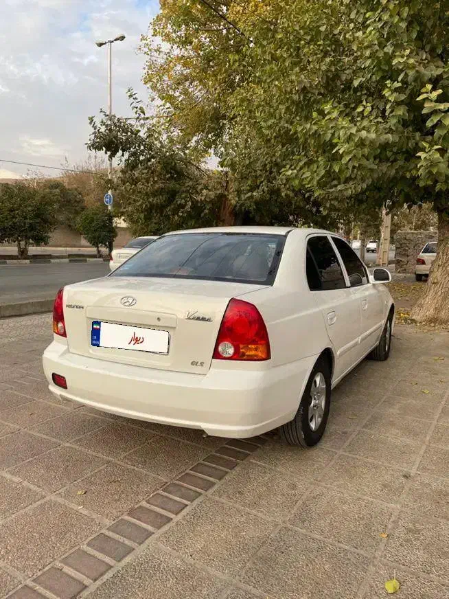 هیوندای ورنا ۸۵ دنده ای|خودرو سواری و وانت|شیراز, انجیر|دیوار