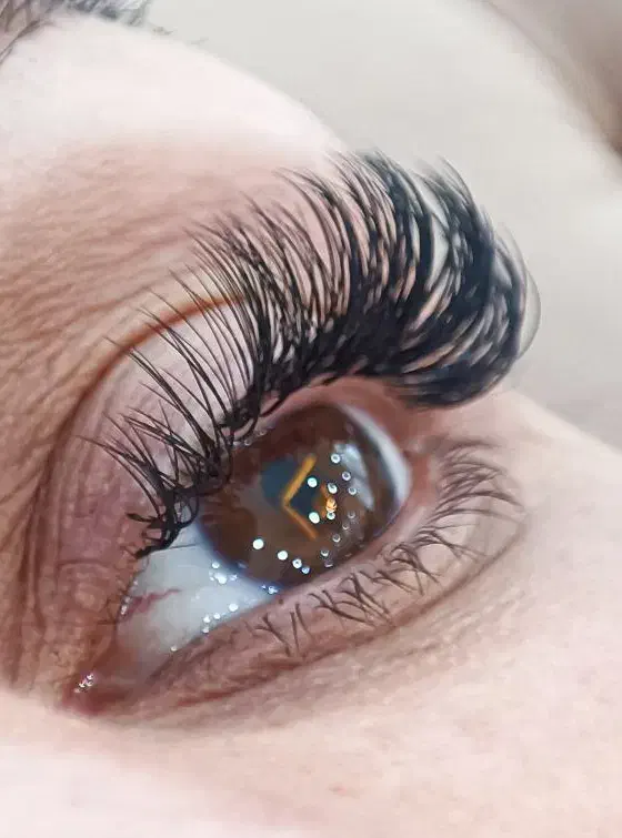 کاشت مژه موقت با ماندگاری بالا متل قو|خدمات آرایشگری و زیبایی|سلمان‌شهر, |دیوار