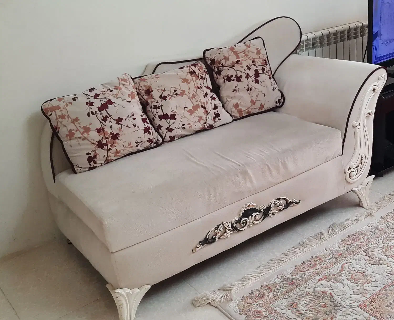 فروش مبل راحتی کلاسیک|مبلمان خانگی و میز عسلی|قائم‌شهر, |دیوار