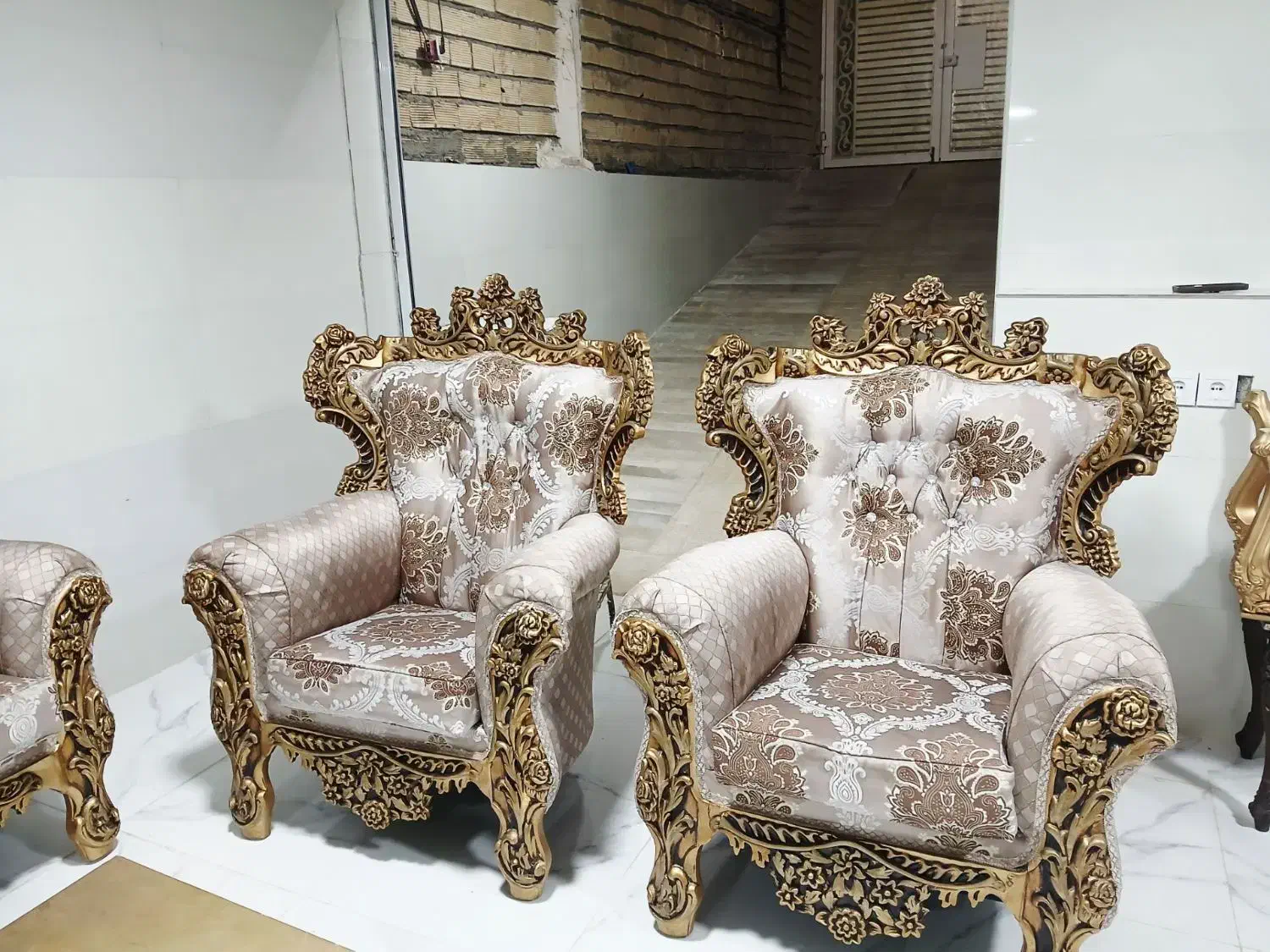 مبل سلطنتی ، کلاسیک|مبلمان خانگی و میز عسلی|کوهدشت, |دیوار