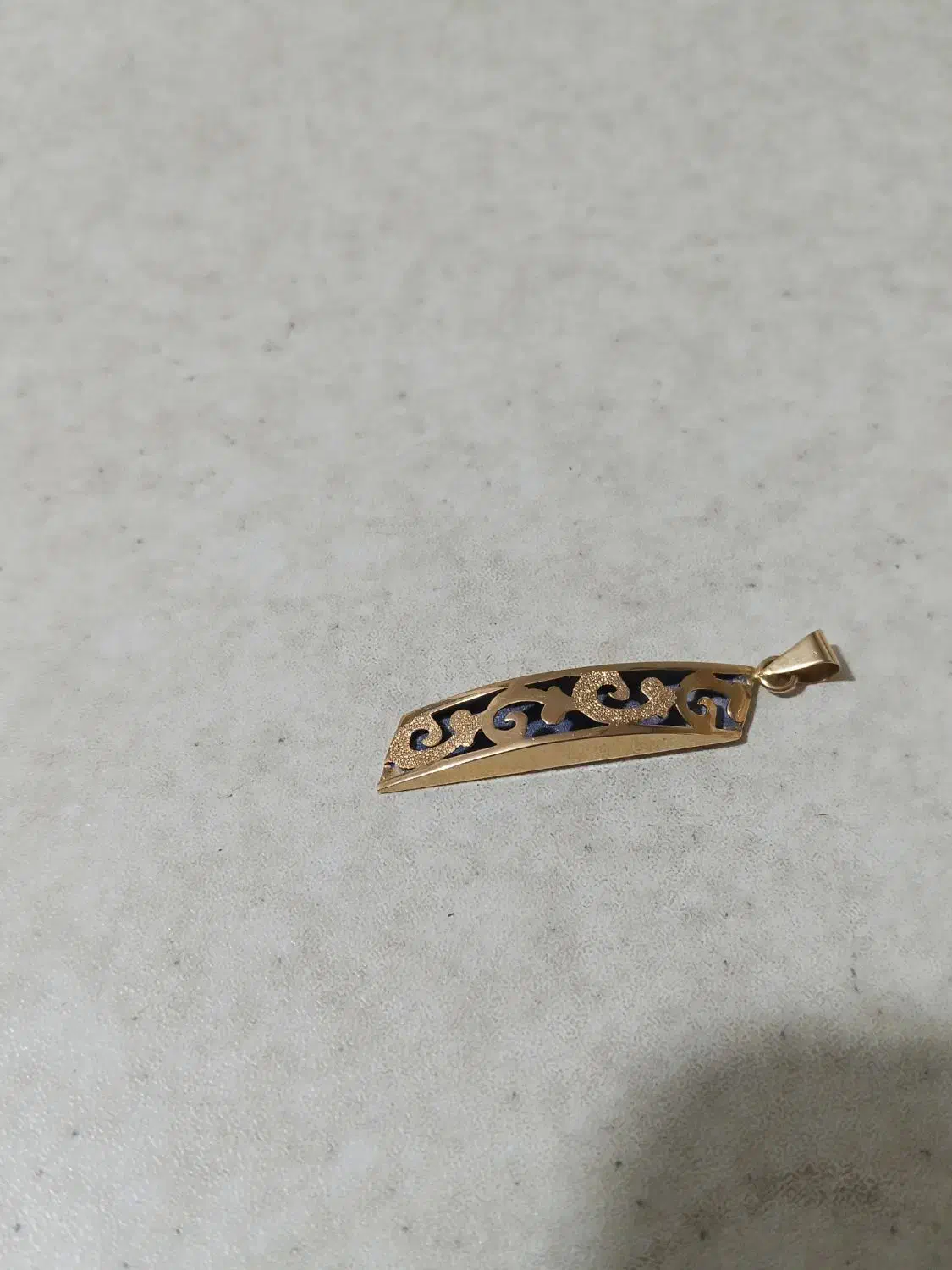 مقداری طلا سبک وزن|جواهرات|همدان, |دیوار