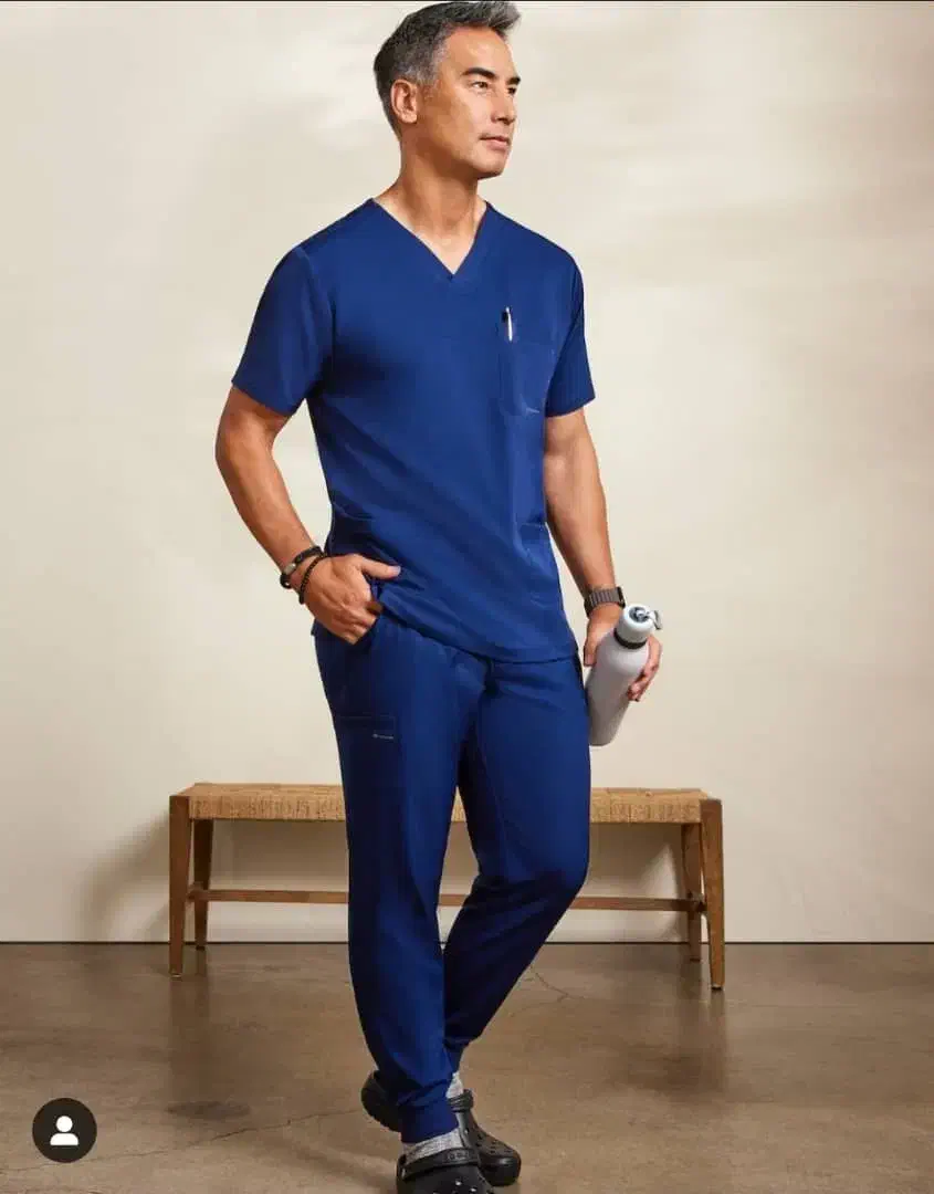 خیاط مانتو دوز|استخدام صنعتی، فنی، مهندسی|بروجرد, |دیوار