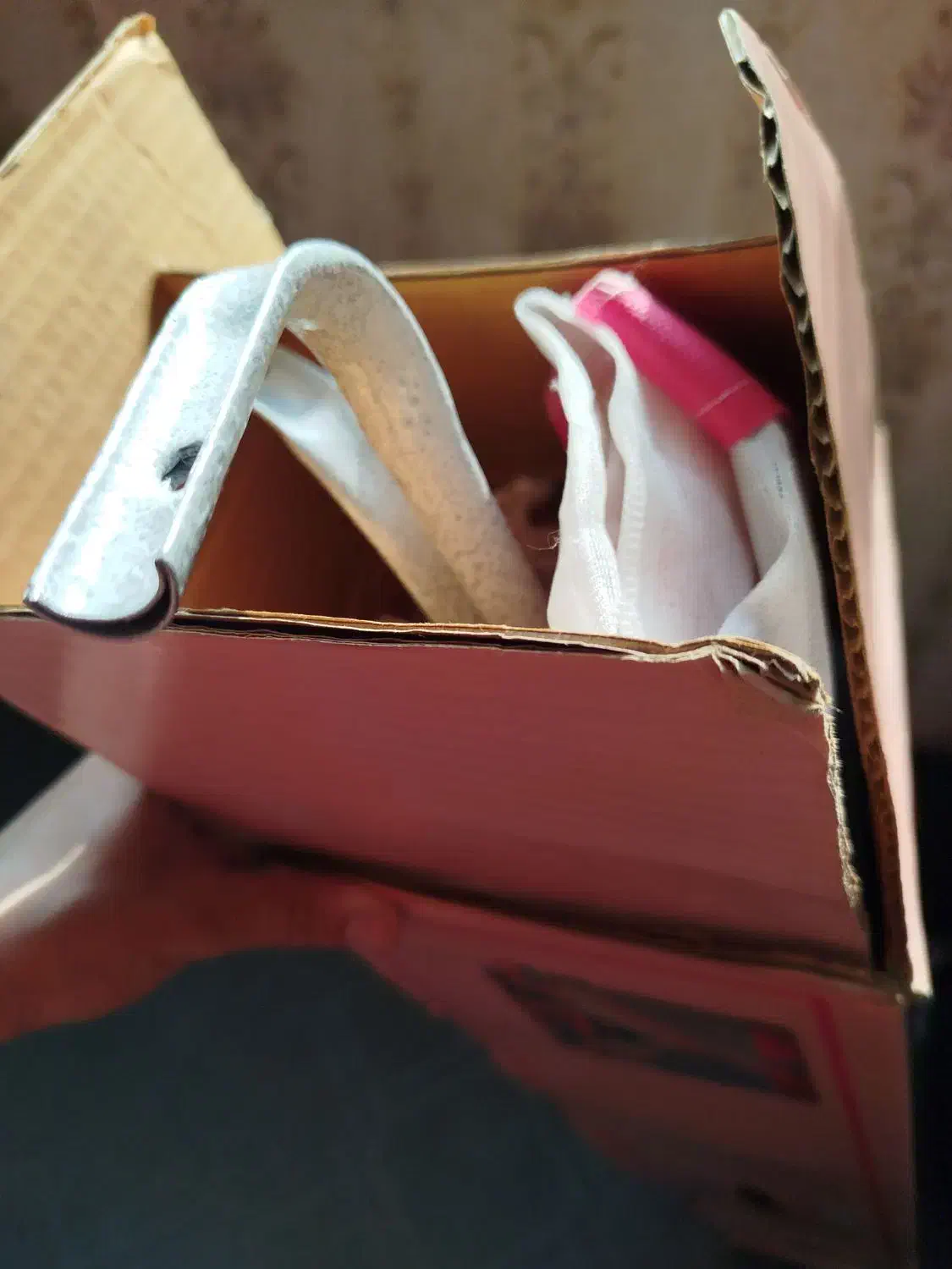 گهواره.ساک|اسباب و اثاث بچه|لاهیجان, طالقانی|دیوار