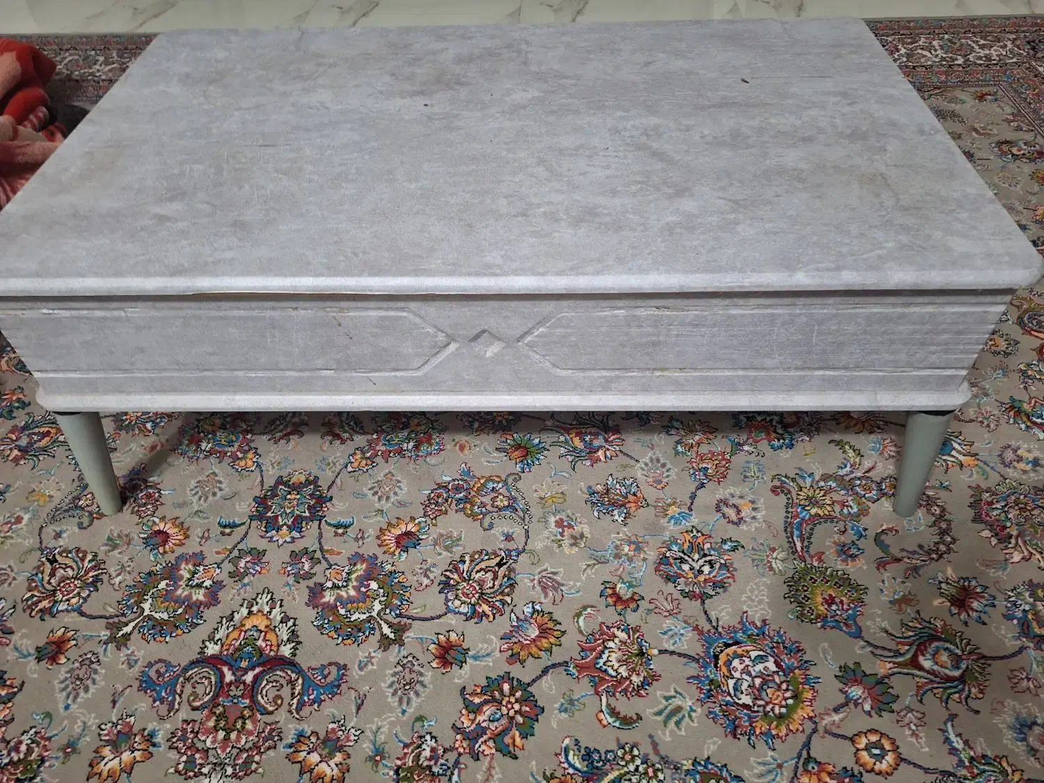 میز سالم درحد نو و یک عدد گل میز|مبلمان خانگی و میز عسلی|مسجد سلیمان, |دیوار