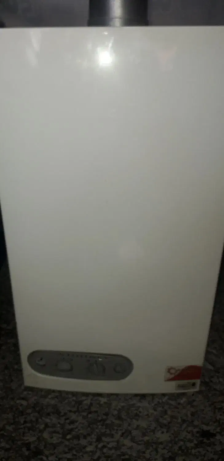 پکیچ شوفاژ دیواری ایران رادیاتور|آبگرمکن، پکیج، شوفاژ|کرج, اخگرآباد|دیوار