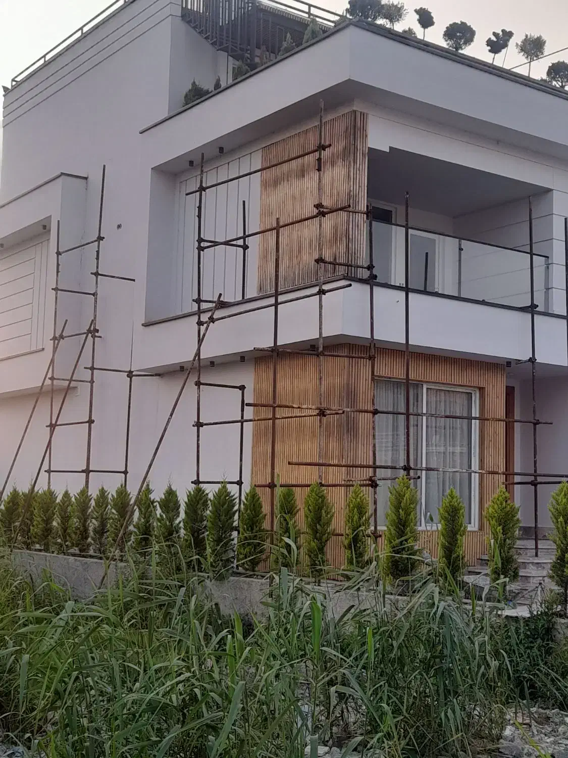 داربست فلزی کفراژ در سریع ترین زمان|خدمات پیشه و مهارت|چالوس, |دیوار