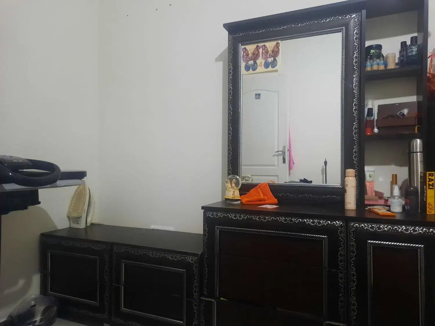 سرویس ۲ نفره|تخت و سرویس خواب|هشتگرد, فاز ۷ مهستان|دیوار