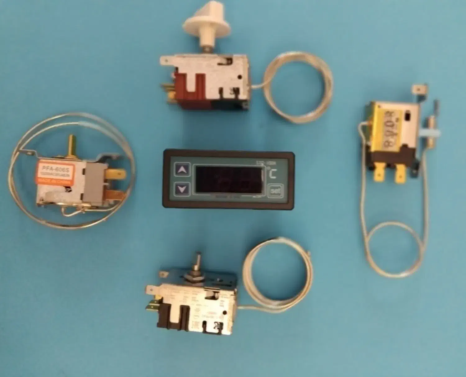 اهرم دستگیره یخچالMidea،فن ۲ دور،ترموستات تک سنسور|یخچال و فریزر|تهران, افسریه شمالی|دیوار