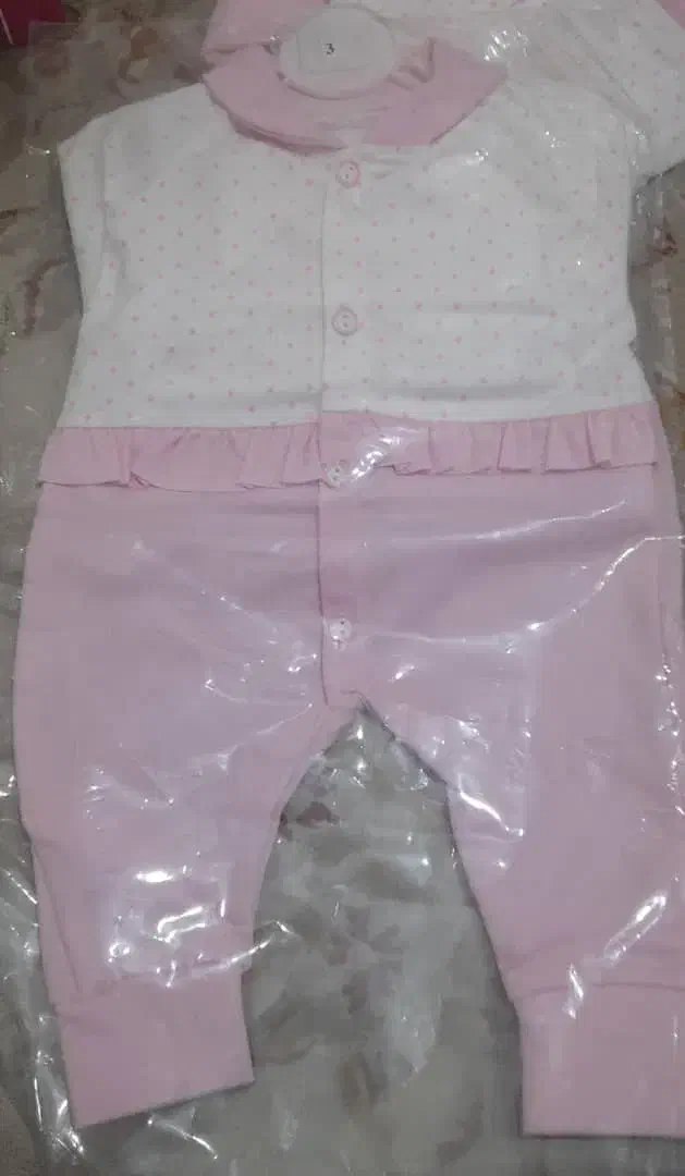 لباس نوزادی|کفش و لباس بچه|محمودآباد, |دیوار