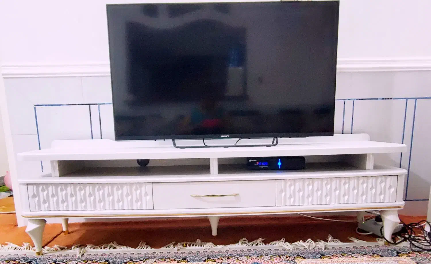 زیر تلویزیونی|میز تلویزیون|سیراف, |دیوار