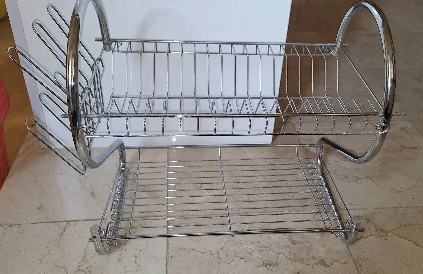 اب چکان|آبچکان و نظمدهنده ظروف|قم, بنیاد|دیوار