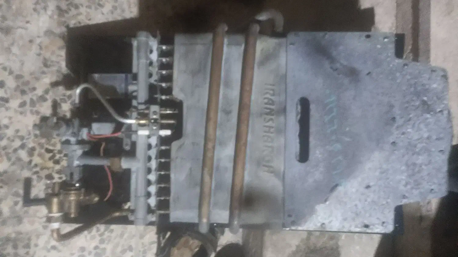 آبگرمکن ایران شرق و۴عددکپسول گاز|آبگرمکن، پکیج، شوفاژ|اهواز, کوی مهدیس|دیوار