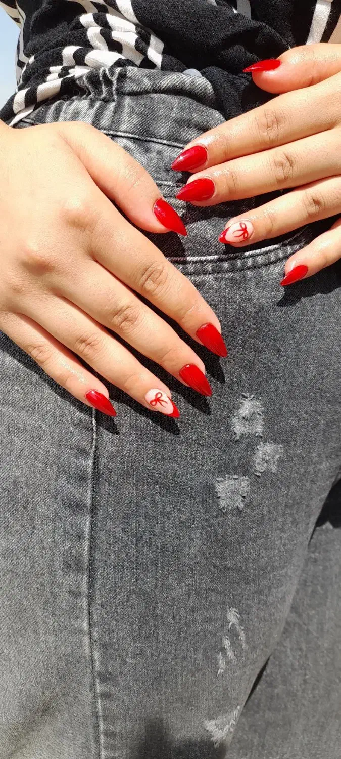 کاشت ناخن با بهترین کیفیت|خدمات آرایشگری و زیبایی|خوی, |دیوار