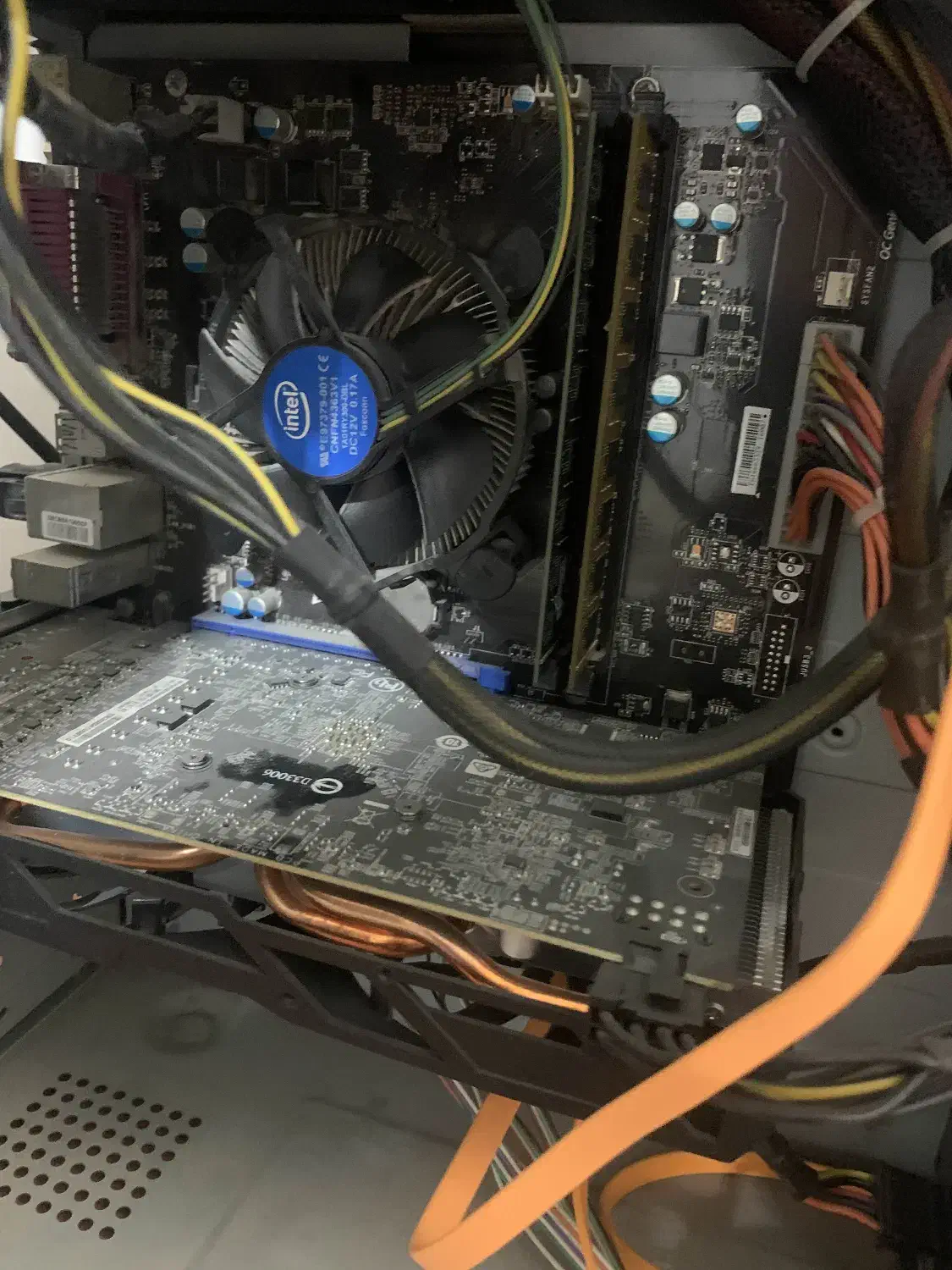 باندل h81 i3gen4 بعلاوه رم هشت|قطعات و لوازم جانبی رایانه|مشهد, تلگرد|دیوار