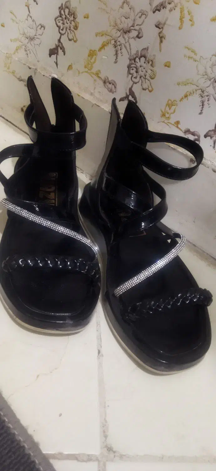 صندل دخترانه و زنانه|کیف، کفش، کمربند|فولادشهر, مسکن مهر فولادشهر|دیوار