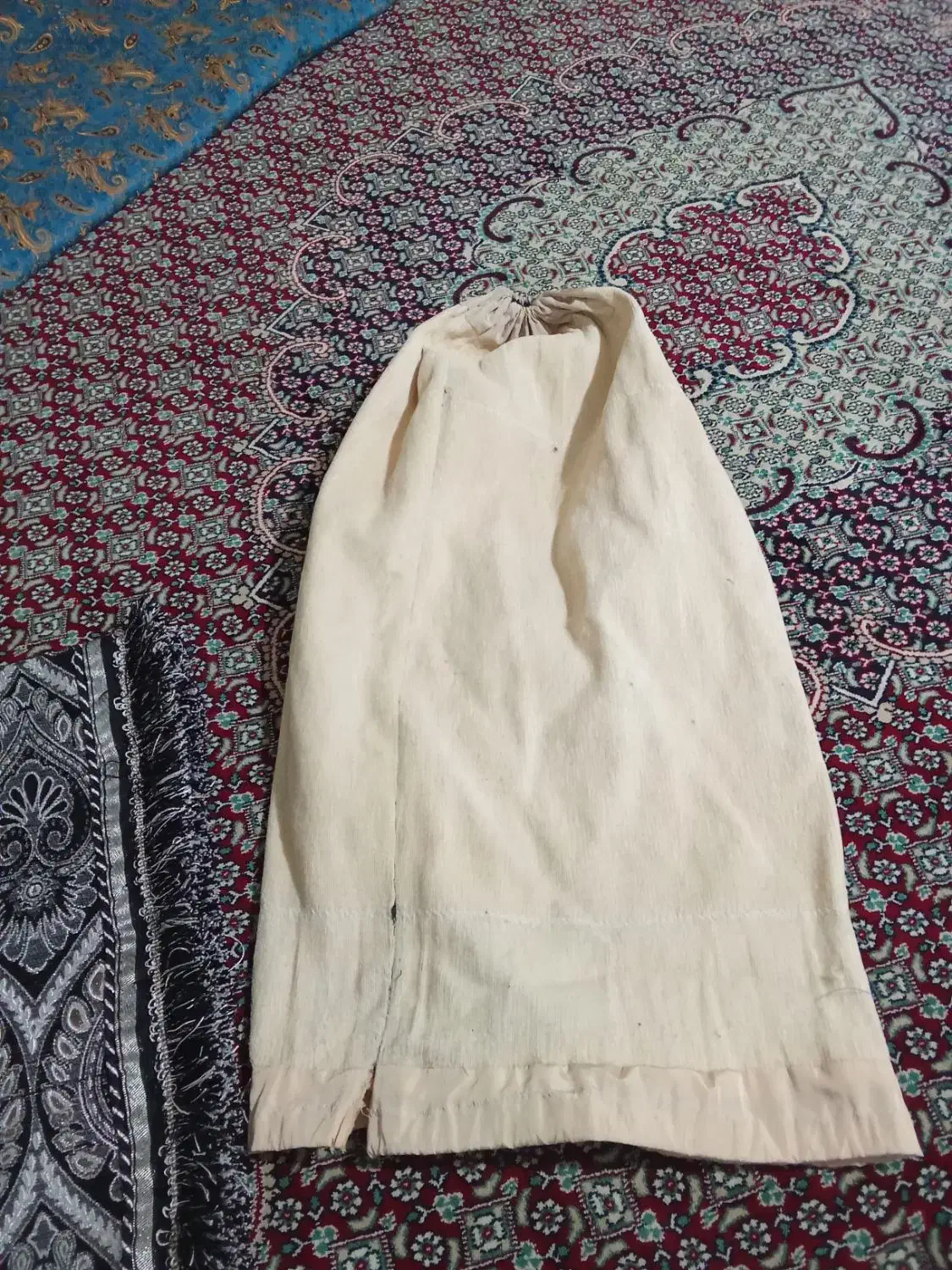 فروش رو بالشتی|رختخواب، بالش، پتو|یاسوج, |دیوار