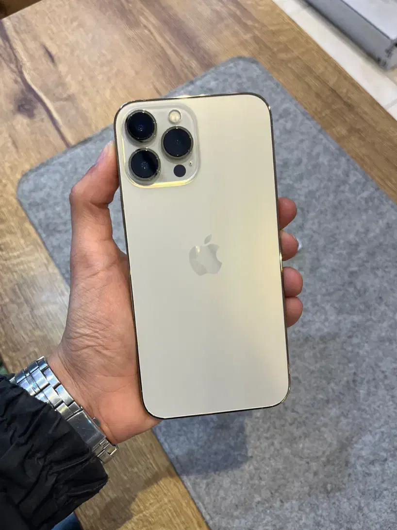 آیفون 13ProMax حافظه 1 ترابایت|موبایل|رشت, گلسار|دیوار