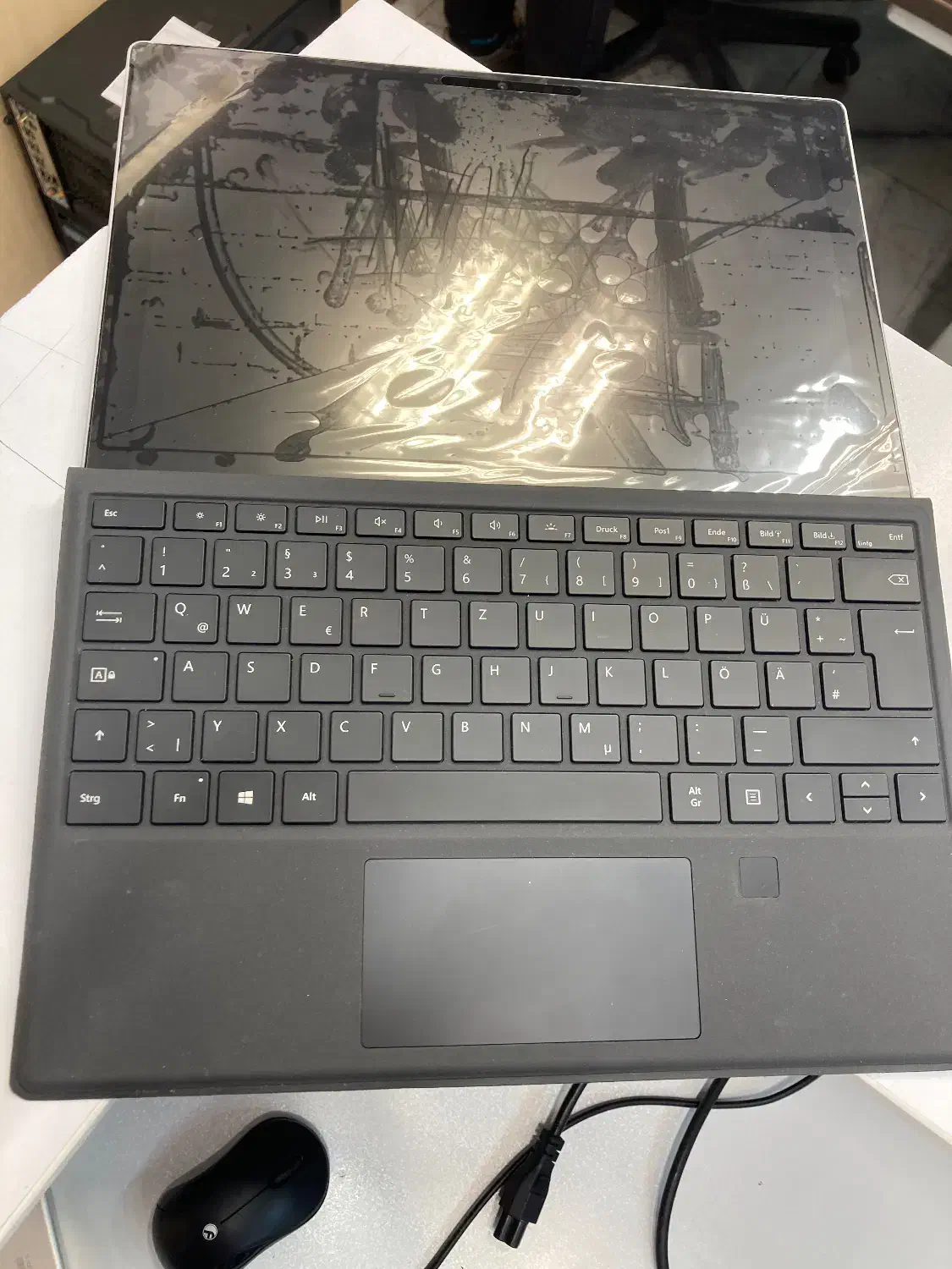 Surface pro7|رایانه همراه|اصفهان, باغ نگاره|دیوار