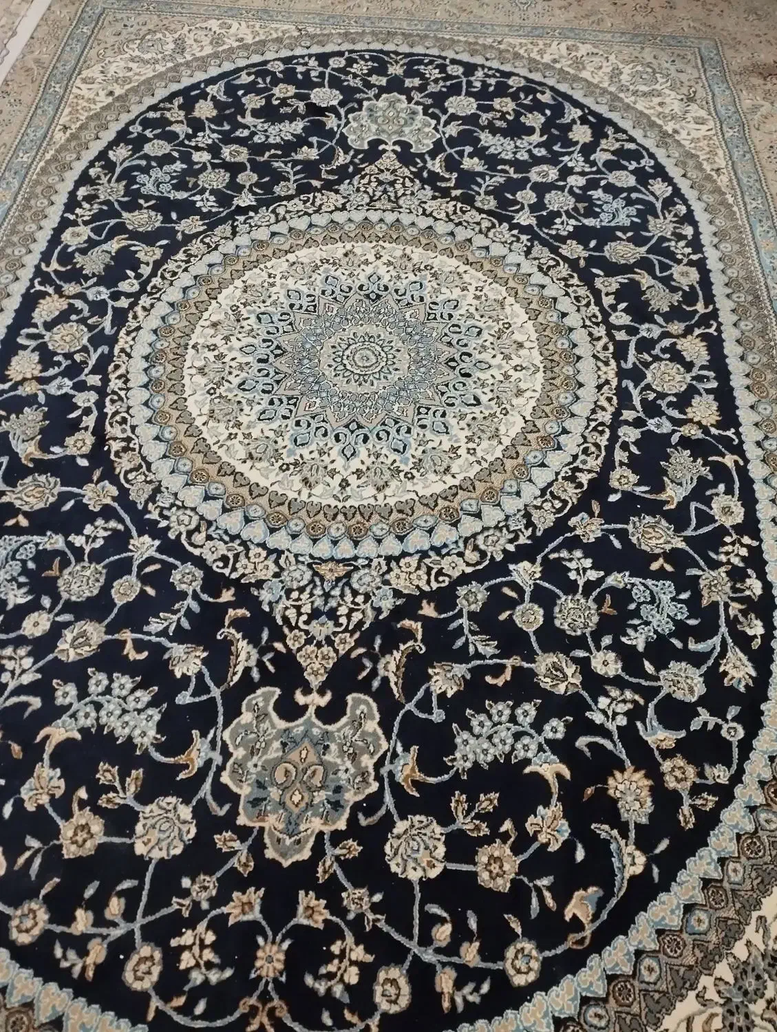 فرش دوازده متری|فرش|پلدختر, |دیوار