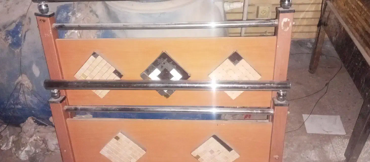 تخت یکنفره ،آترا،پروژکتور|حراج|زاهدان, |دیوار