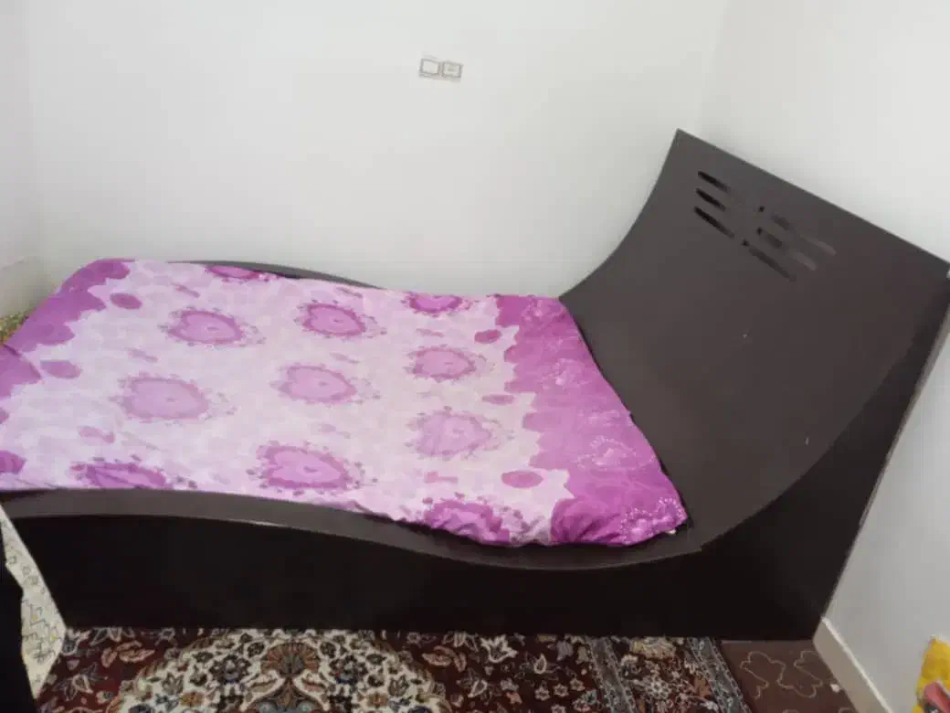 تخت دو نفره|تخت و سرویس خواب|شیراز, کفترک|دیوار