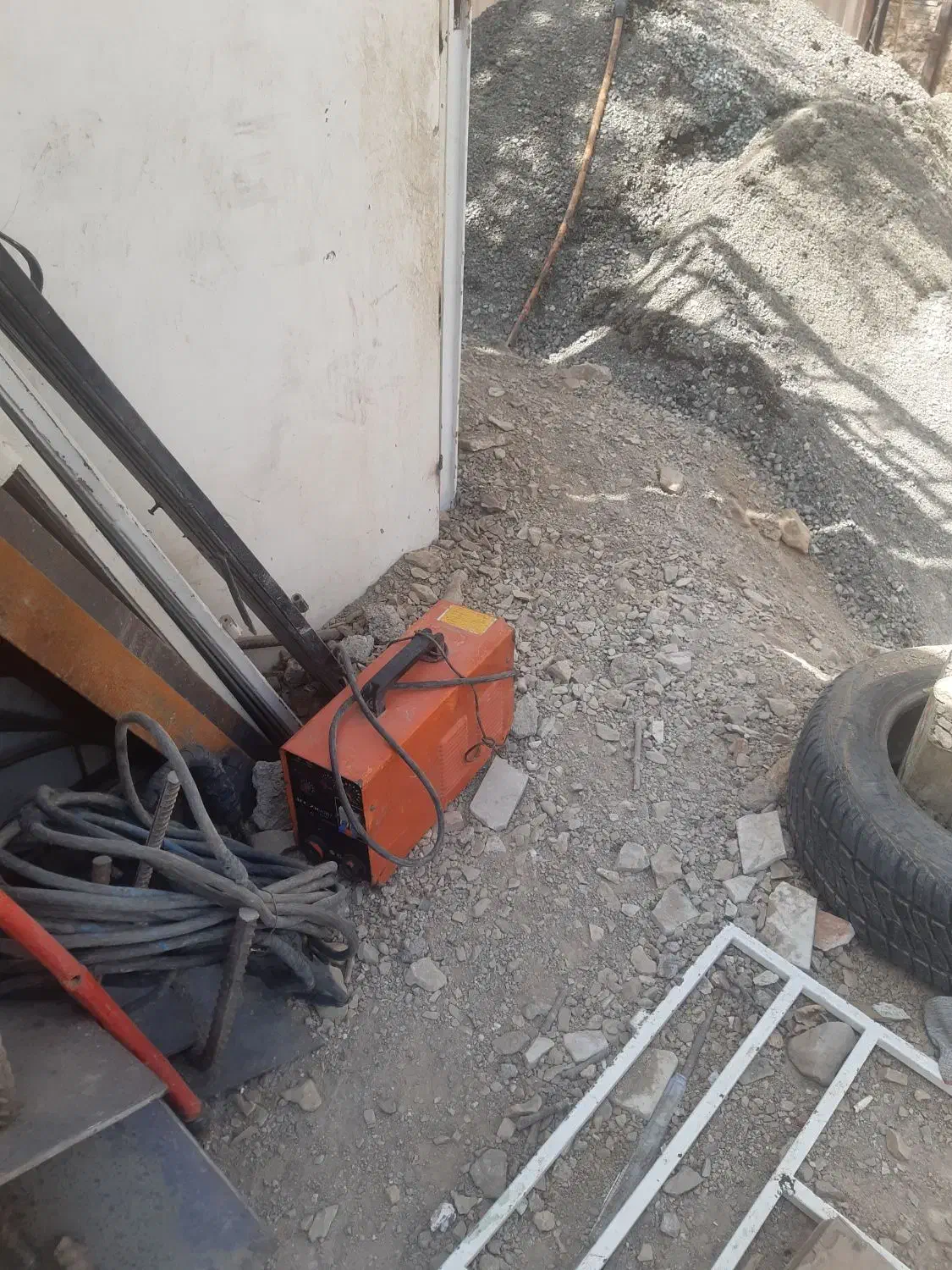 استخدام کارگر جوشکار|استخدام صنعتی، فنی، مهندسی|تهران, امانیه|دیوار