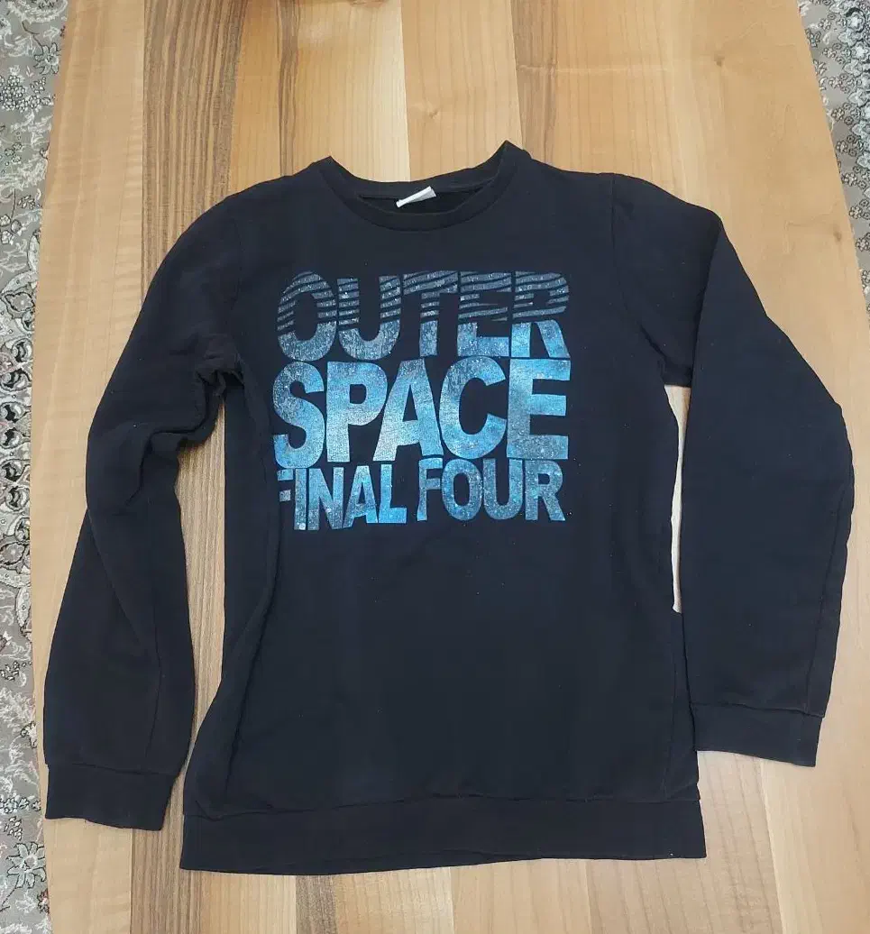 انواع لباسهای خارجی|لباس|فردیس, فردیس|دیوار