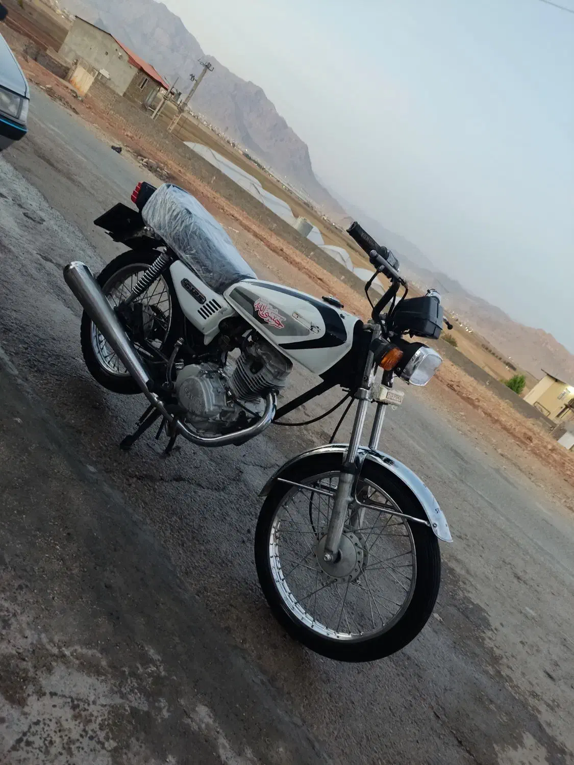 هندا ۱۲۵مدل ۸۶|موتورسیکلت|خرم‌آباد, |دیوار