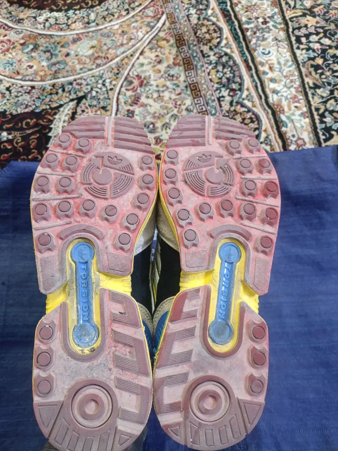 zx لگو|کیف، کفش، کمربند|رباط‌کریم, شترخوار|دیوار
