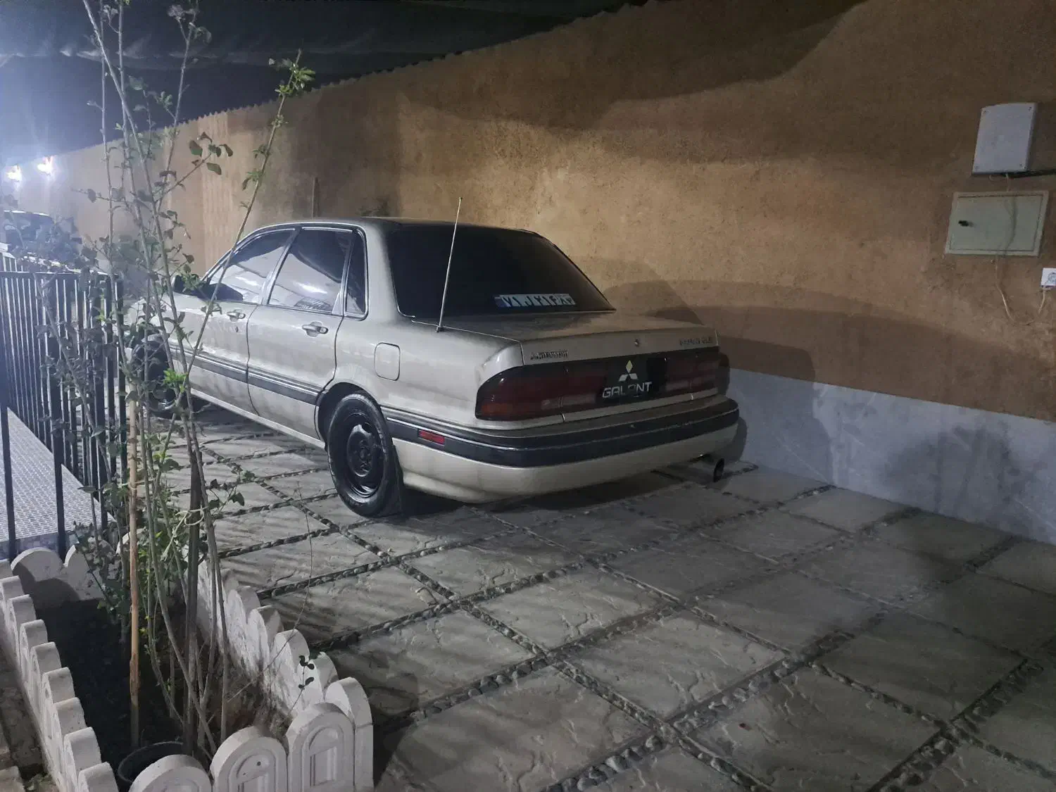 میتسوبیشی گالانت عروسگ|خودرو سواری و وانت|اصفهان, آبشار|دیوار