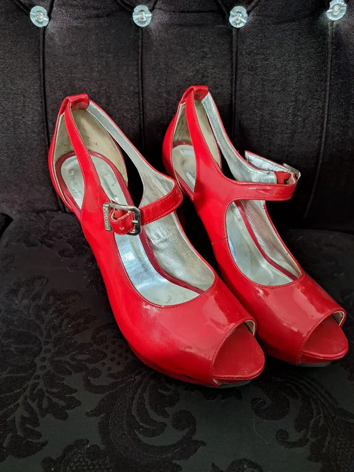 مجلسی درحدنو|کیف، کفش، کمربند|نقده, |دیوار