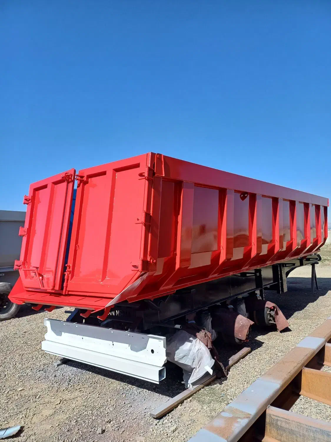 انواع کشنده های خودروهای سنگین|خودرو سنگین|یزد, |دیوار