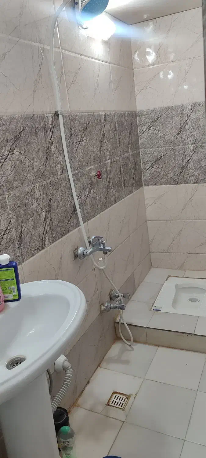 اجاره واحد ۴۷متری طبقه اول