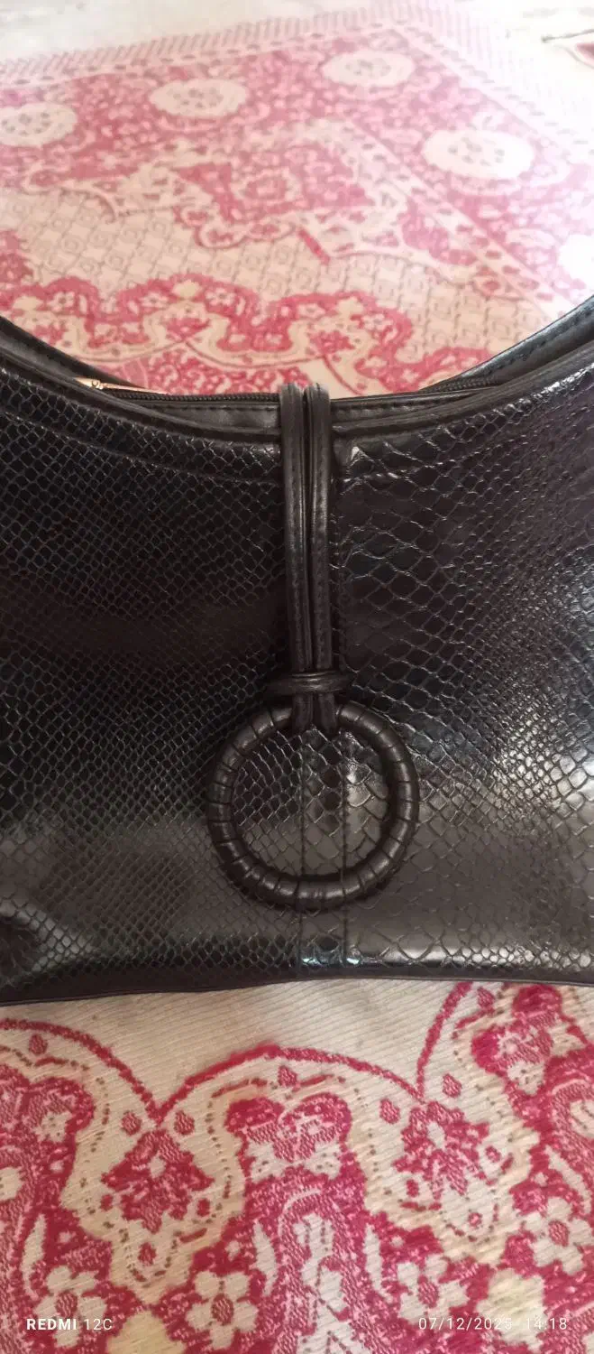 تعدای کیف و کیف پول ب قیمت بسیار مناسب|کیف، کفش، کمربند|پردیس, فاز ۴|دیوار