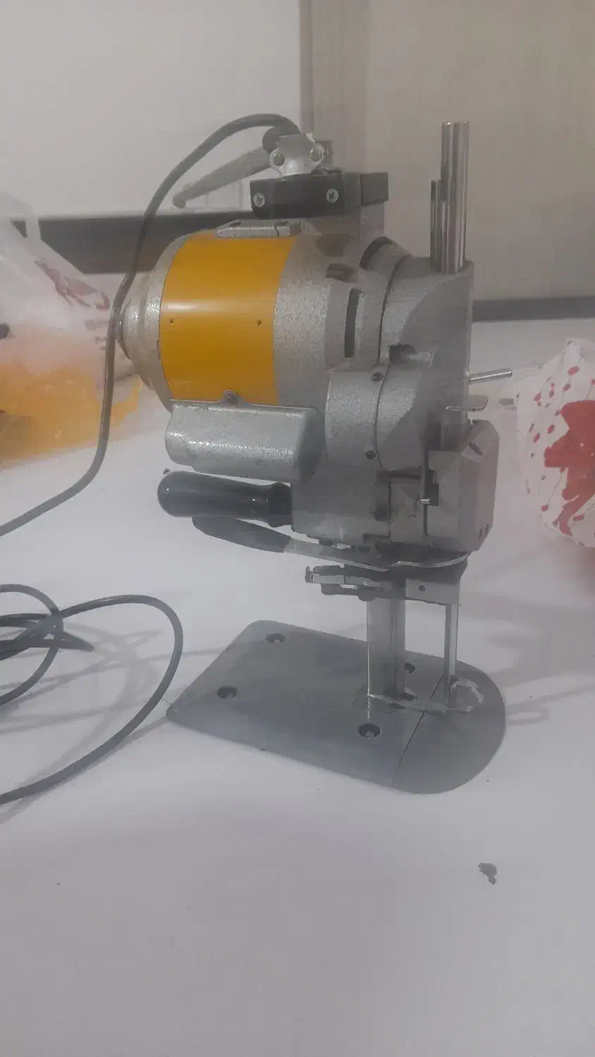 قیچی برقی عمود بر|چرخ خیاطی و ریسندگی|بازرگان, |دیوار