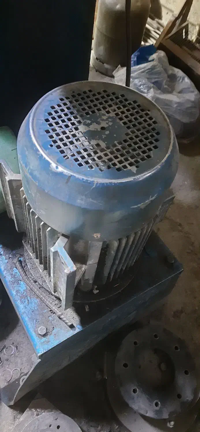 پرس هیدرولیک|ماشینآلات صنعتی|برخوار, |دیوار