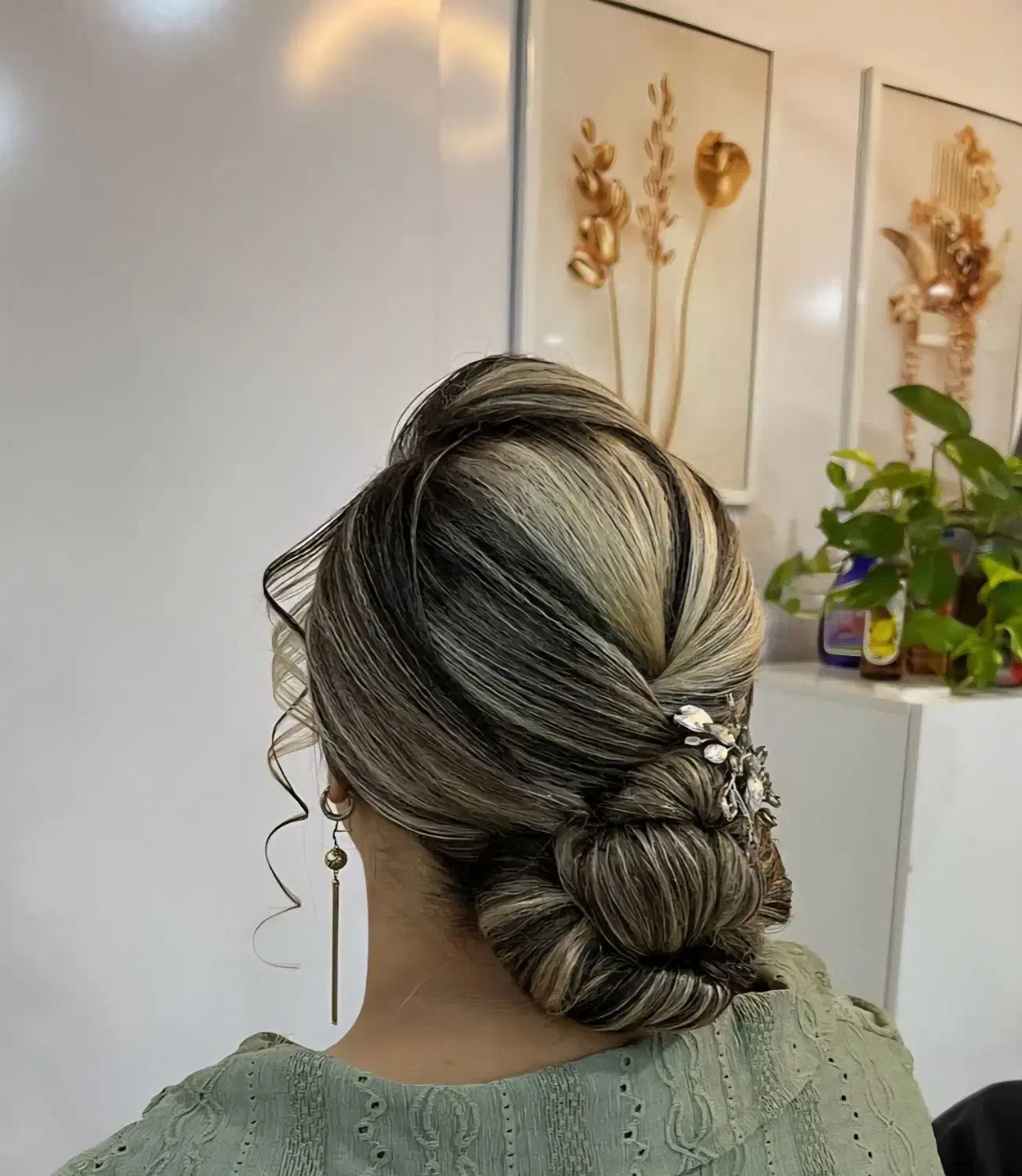 خدمات زیبایی با بهترین متریال سالن امیرکبیر|خدمات آرایشگری و زیبایی|نیشابور, هفده شهریور|دیوار