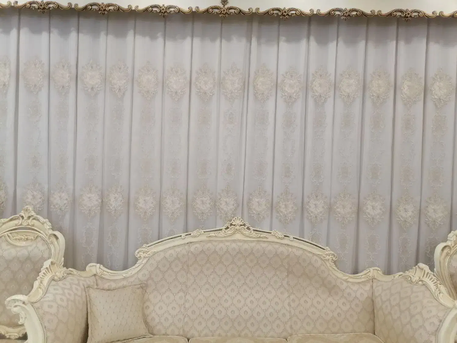 پرده|پرده، رانر، رومیزی|قم, دروازه ری|دیوار