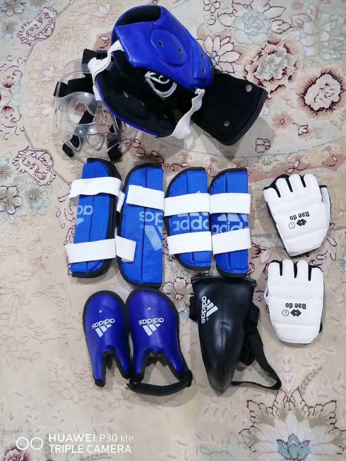 لباس تکواندو|تجهیزات ورزشی|نجف‌آباد, بازار|دیوار