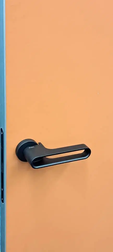 تولیدی درب فریملس داخلی ضدسرقت فریملس درب های ریلی|مصالح و تجهیزات ساختمان|تهران, حکمت|دیوار