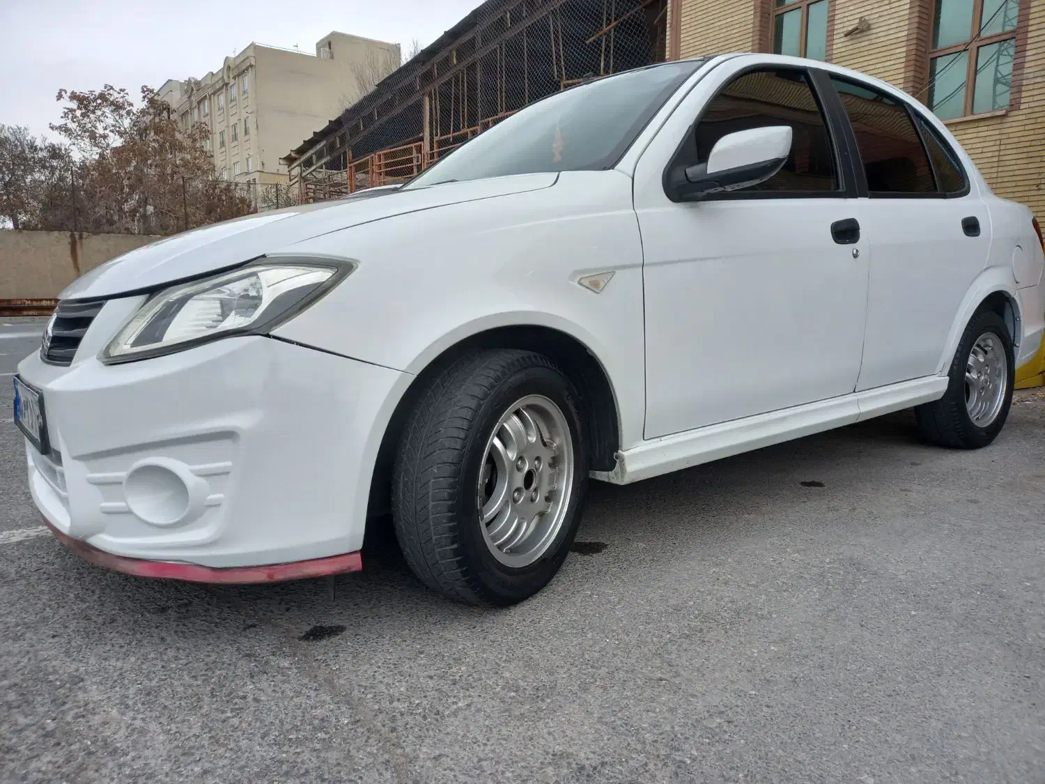 ساینا مدل ۹۷|خودرو سواری و وانت|اراک, |دیوار