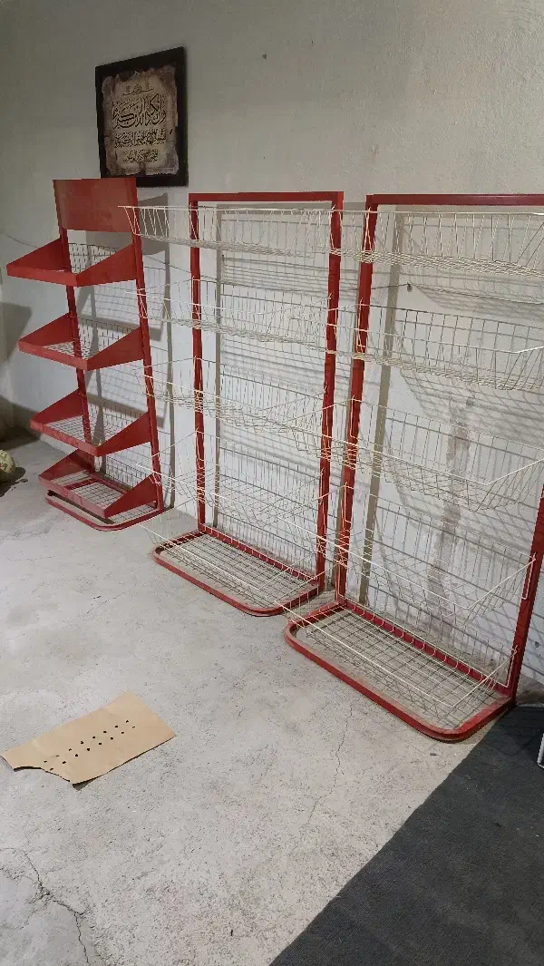 قفسه سوپرمارکت دیواری «وسط» و استند|فروشگاه و مغازه|رباطکریم, الارد|دیوار