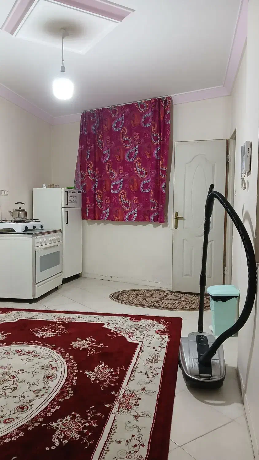 اجاره سوئیت (( داخل شهر ))|اجارهٔ کوتاه‌مدت آپارتمان و سوئیت|بروجرد, |دیوار