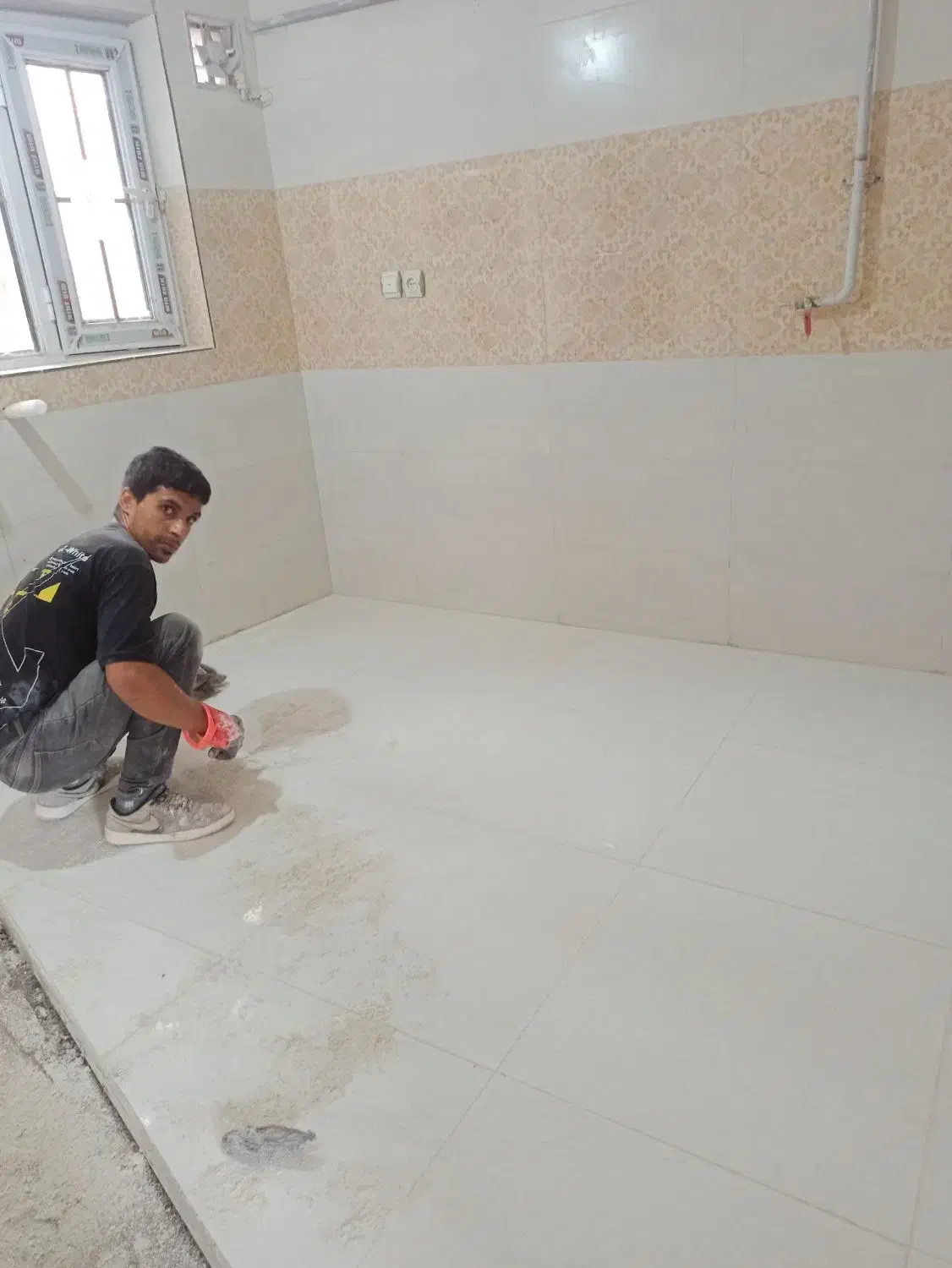 کاشی کار|خدمات پیشه و مهارت|قائم‌شهر, |دیوار