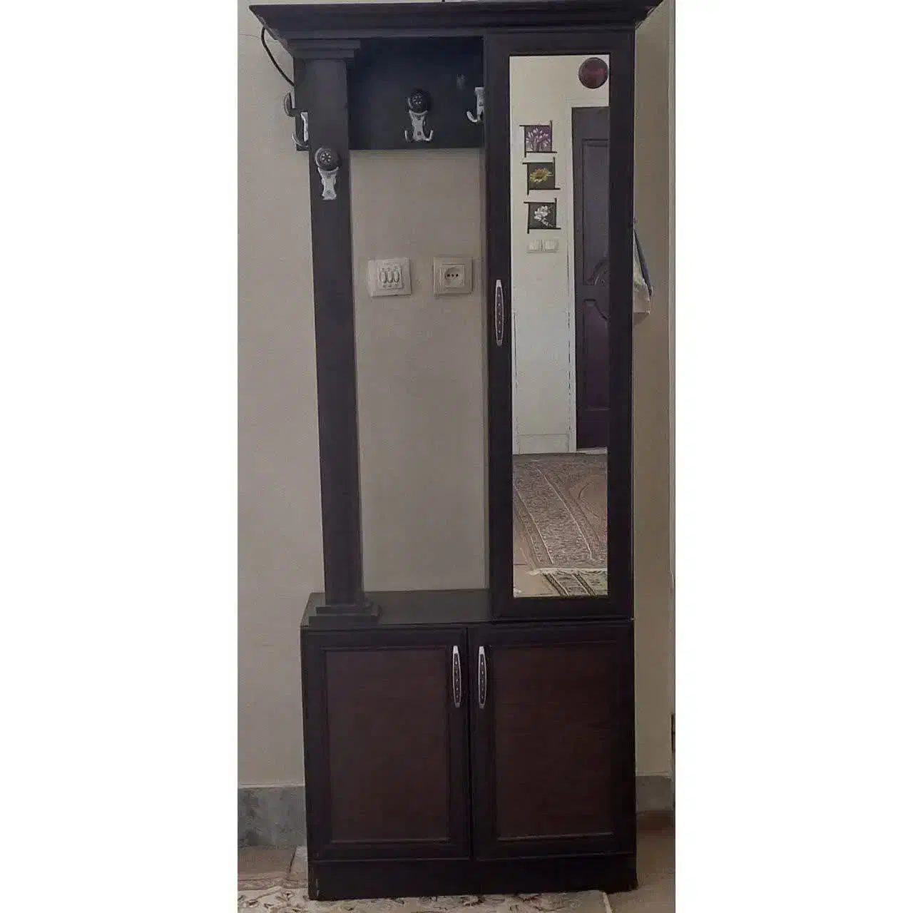 ویترین در حد نو|بوفه، ویترین، کنسول|کاشان, کارگر|دیوار