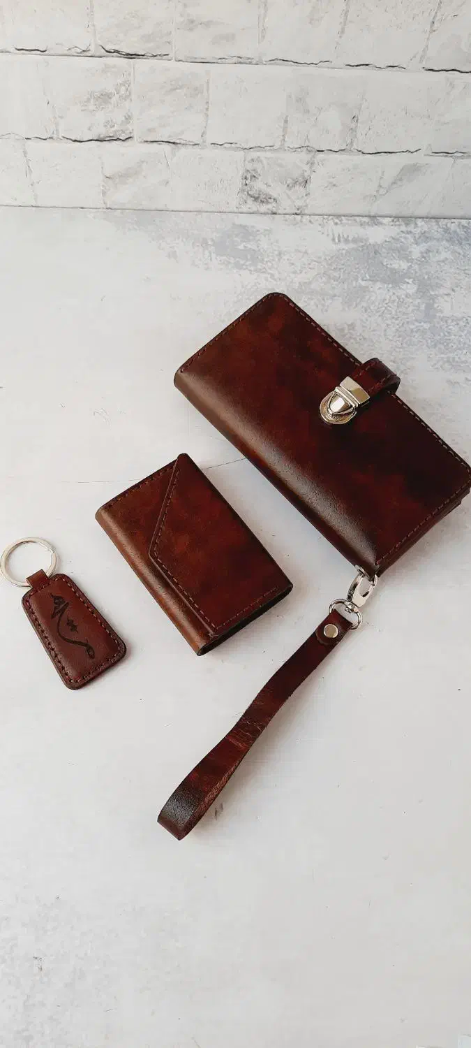 کیف چرم اصل|کیف، کفش، کمربند|پرند, فاز ۶|دیوار